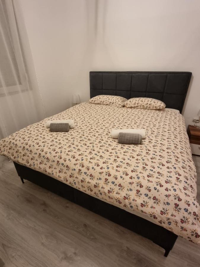 Ferienwohnung Apartman Dana Split Exterior foto