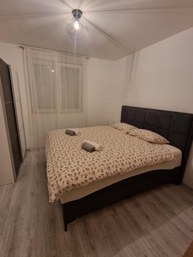 Ferienwohnung Apartman Dana Split Exterior foto